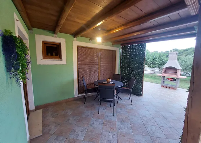 Apartament Forest Queen Pula